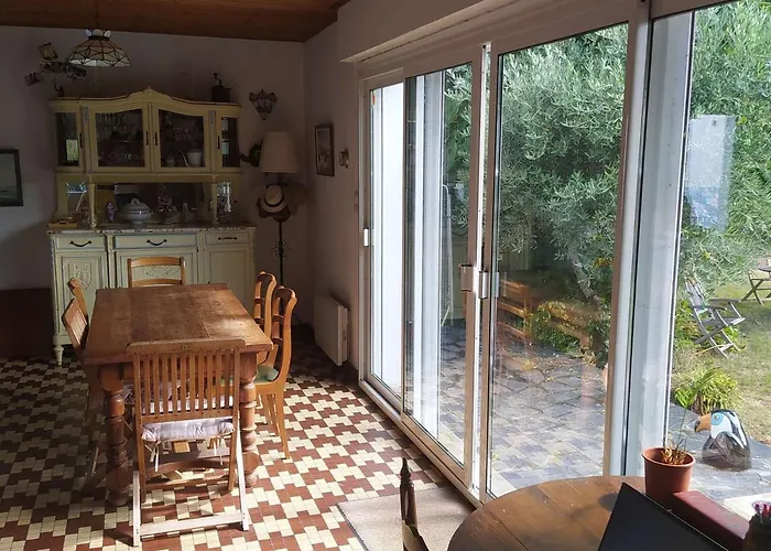 度假居 Maison Cosy 6 Pers, A 160m, Jardin Clos, Plancha, Menage Inclus - Fr-1-224b-204 诺亚芒提亚