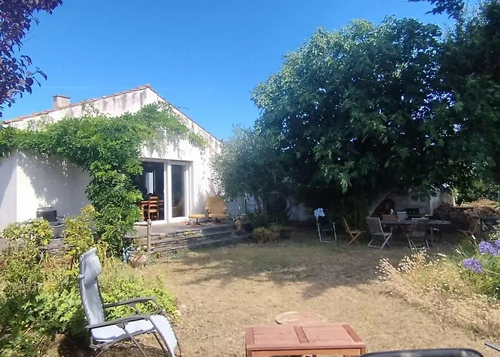 度假居 Maison Cosy 6 Pers, A 160m, Jardin Clos, Plancha, Menage Inclus - Fr-1-224b-204 诺亚芒提亚